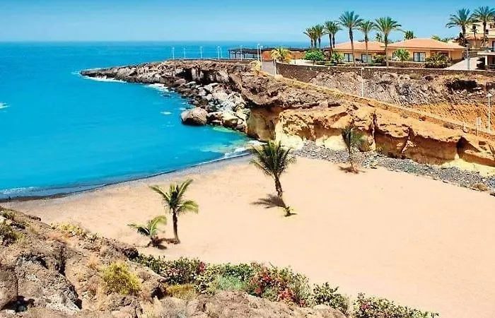 Club Paraiso アデヘ